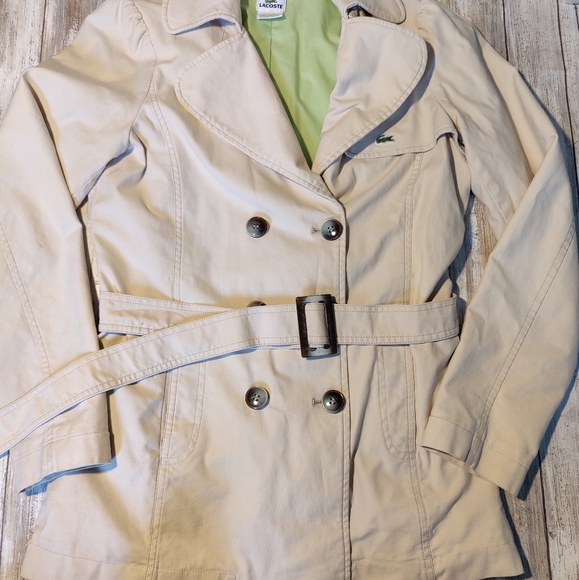 trench lacoste